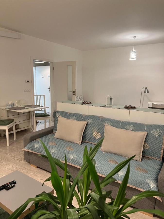 Free Parking In Garage Karolina Plazza, New Cosy With Need Apartament